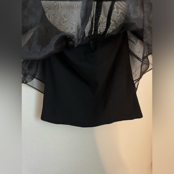 NWT- Dolan Anthropologie Tirered Organza Top in Black Size Medium - Picture 4 of 6